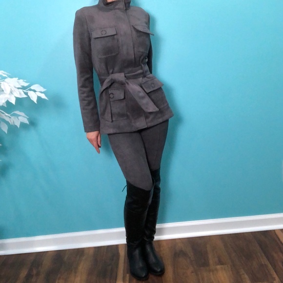 ⭐️NEW⭐️White House Black Market Faux Suede Safari Jacket With Removable Belt - Picture 3 of 11